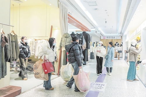 做服裝這一行,就不能聽(tīng)天由命 求新求變,必將打贏(yíng)這場(chǎng)翻身仗