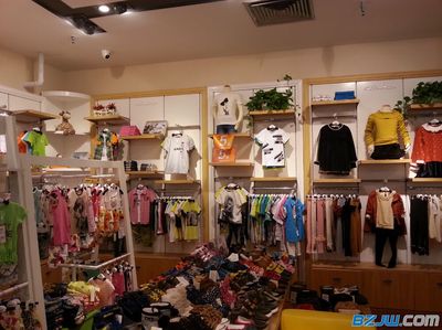 【福州泉頭家具供應首屈一指的童裝展柜 服裝展柜價格】_福州泉頭家具供應首屈一指的童裝展柜 服裝展柜價格價格_福州泉頭家具供應首屈一指的童裝展柜 服裝展柜價格廠家-到中華標準件網(wǎng)